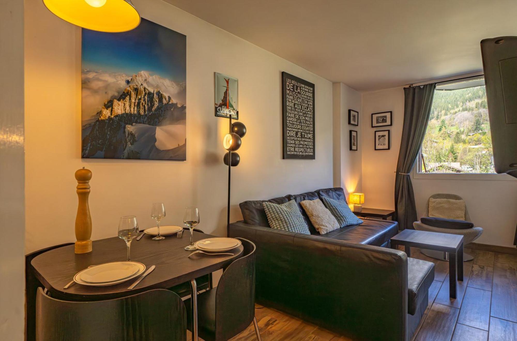 Apartment Grepon 3A - A Central Chamonix Haven Exterior photo