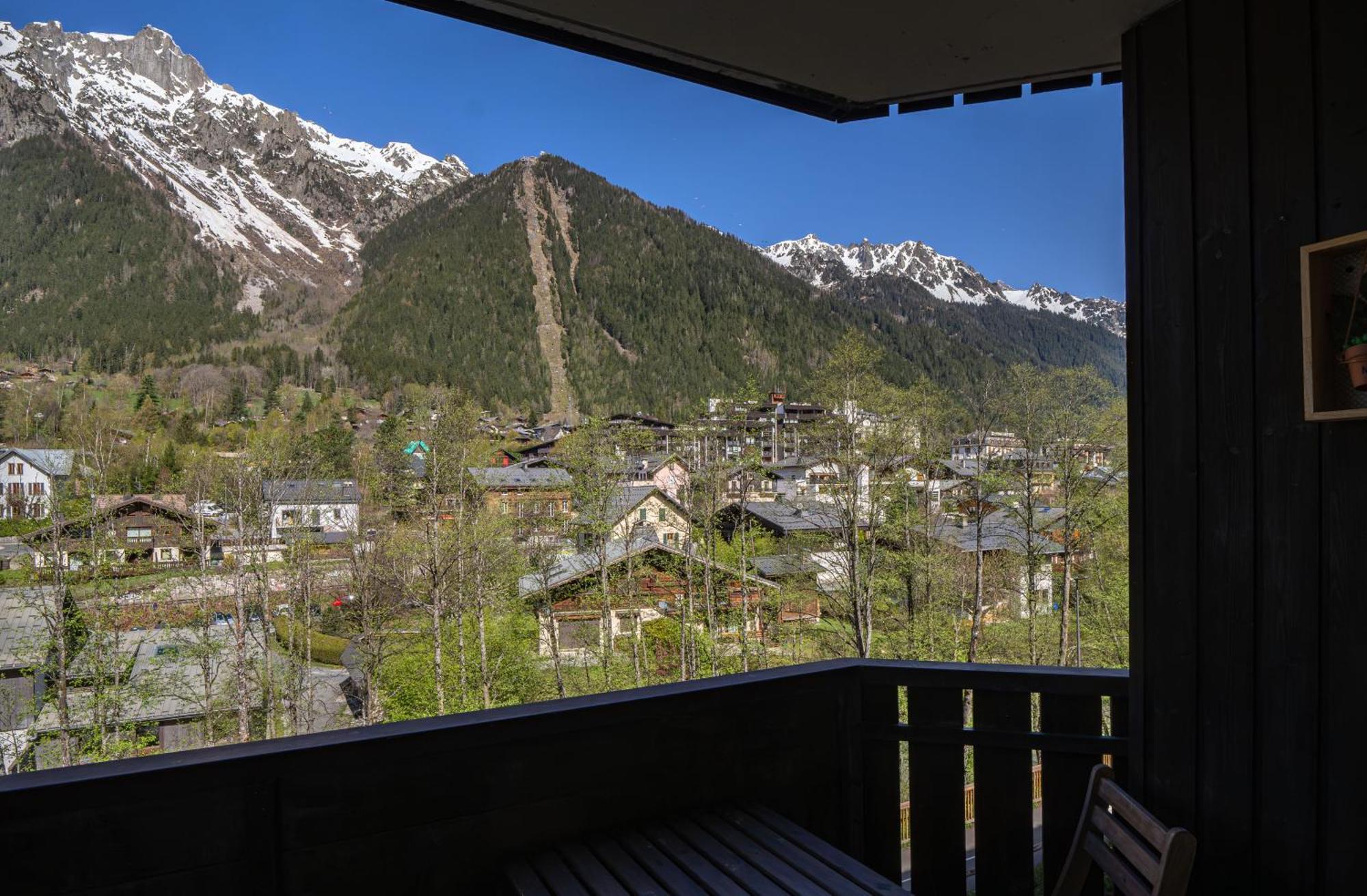 Apartment Grepon 3A - A Central Chamonix Haven Exterior photo